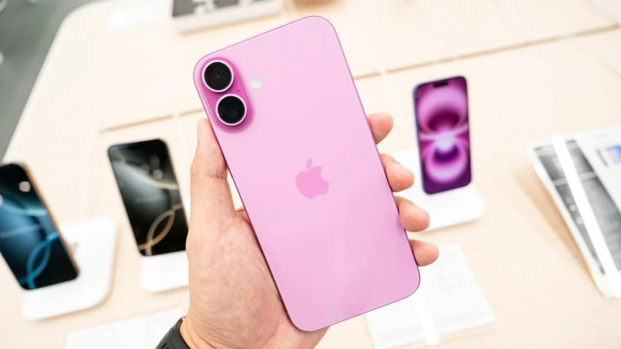 Apple на презентации 9 сентября покажет новые iPhone / Фото: Wongsakorn 2468 / Shutterstock.com