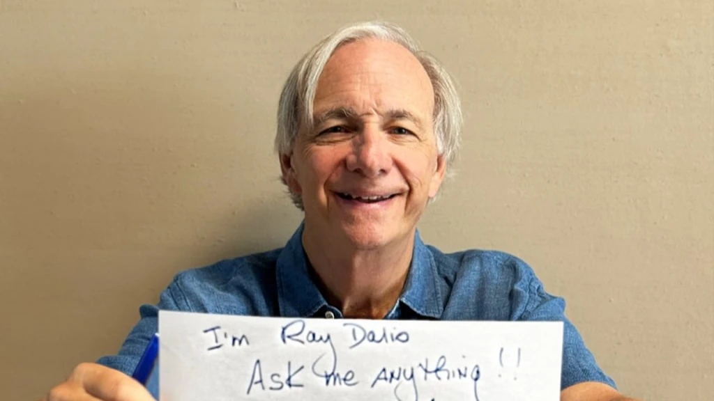 Далио объяснил, почему предпочитает золото биткоину и не советует инвестировать в недвижимость / Фото: X / Ray Dalio