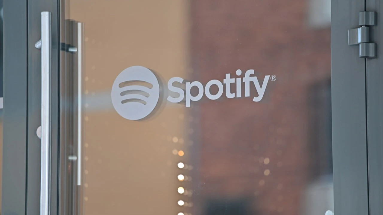 Spotify вошла в список компаний с налаженными денежными потоками и устойчивыми показателями, по мнению Morgan Stanley / Фото: Mats Wiklund / Shutterstock.com