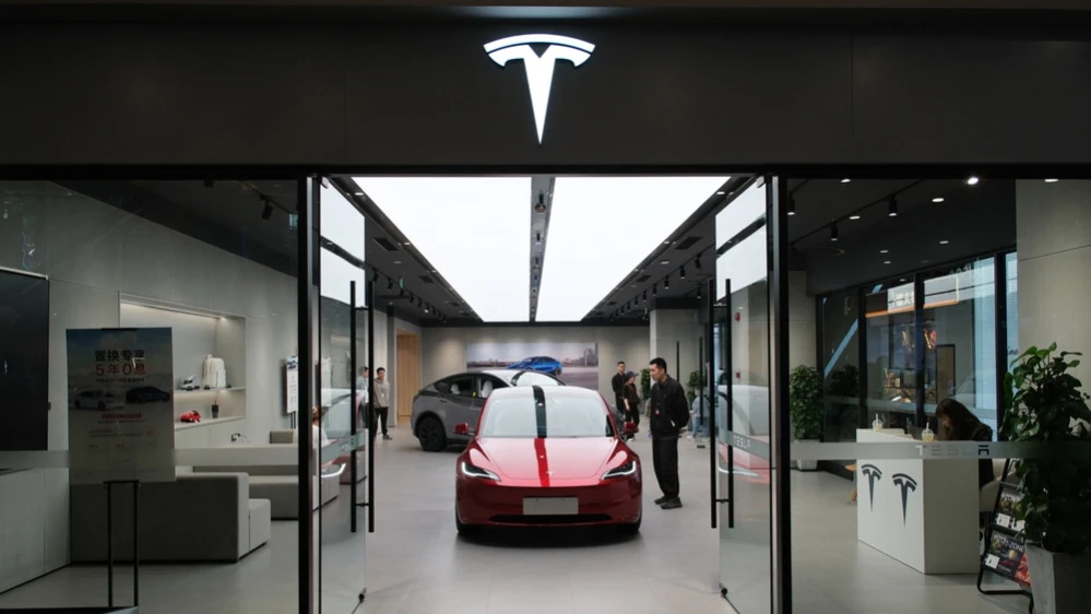 A clear signal of faith: how Wall Street reacted to Musks buyout of Tesla shares