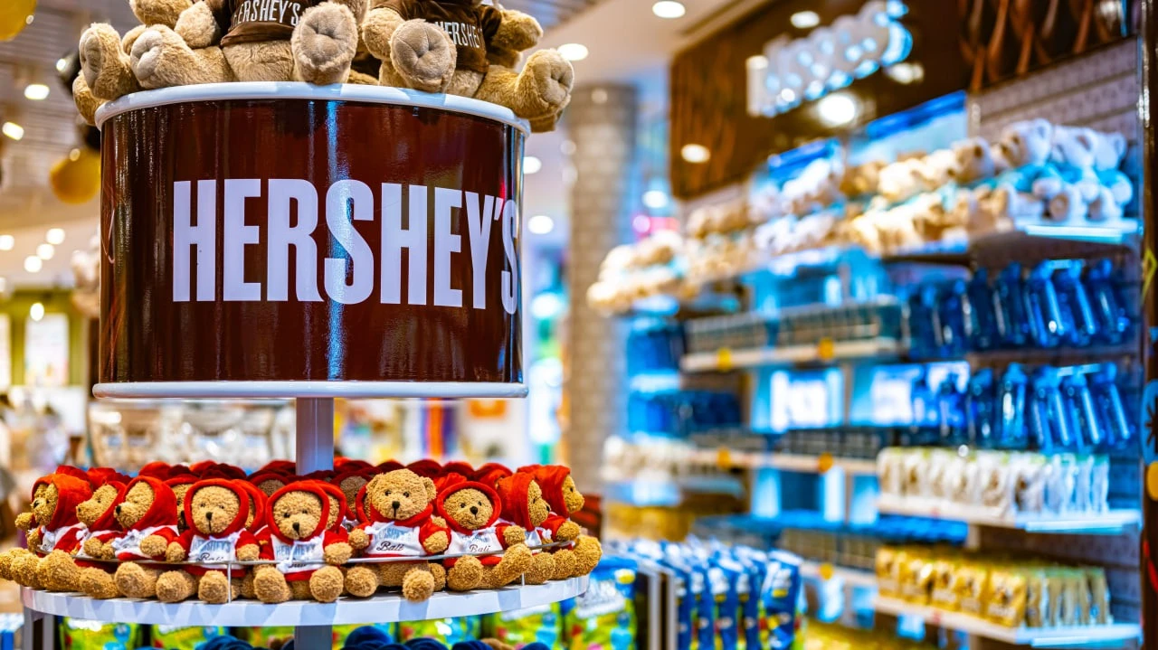 Goldman Sachs резко улучшил рейтинг Hershey / Фото: monticello / Shutterstock.com