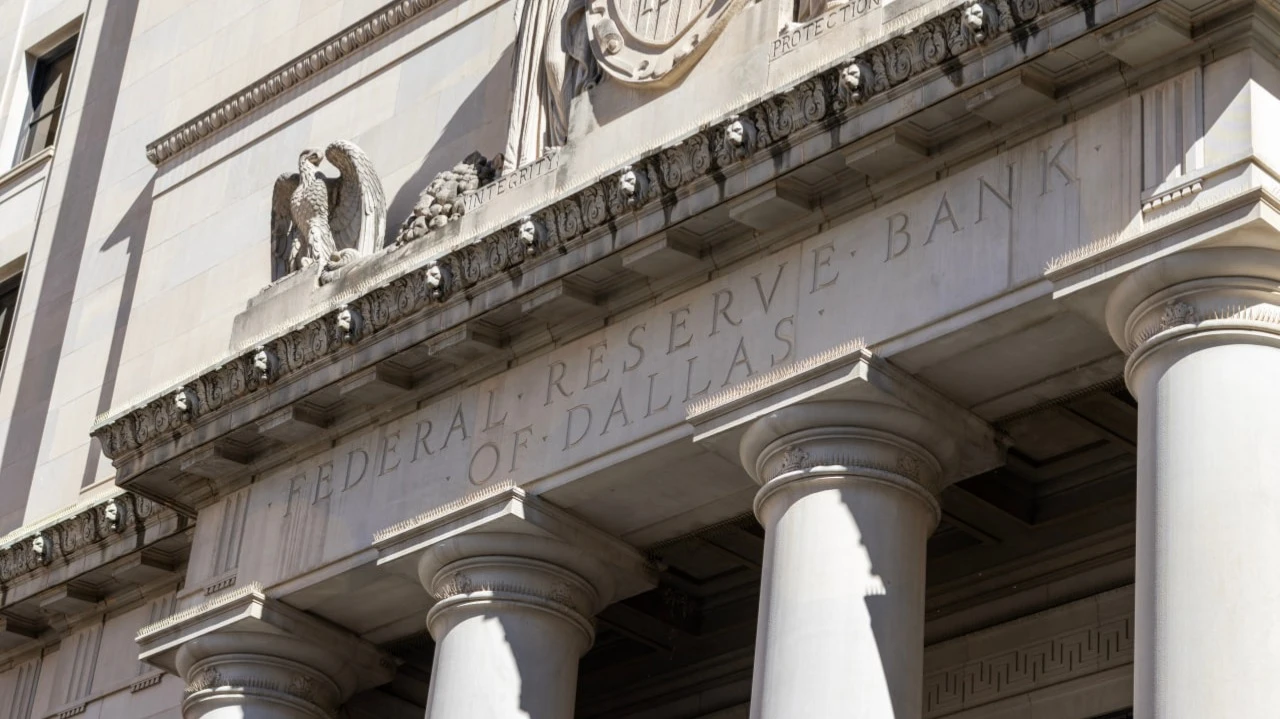 Инвесторы ждут сигналов ФРС США о перспективах дальнейшей корректировки монетарной политики / Фото: Marcus E Jones / Shutterstock.com