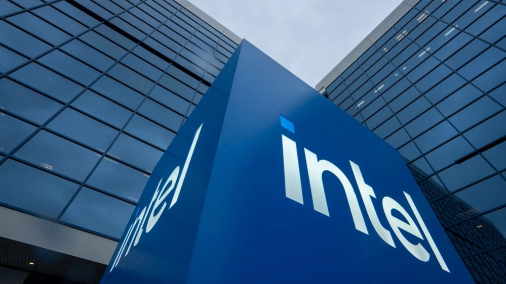 Аналитики не считают, что инвестиции Nvidia в Intel приведут к снижению выручки AMD / Фото: Tada Images / Shutterstock.com