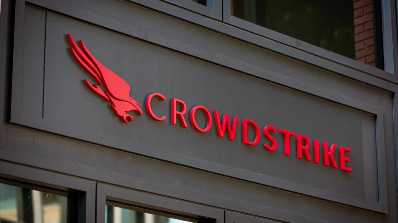 Highlights for the morning: SoftBank bets on AI, CrowdStrikes ambitions and a major IPO in Hong Kong