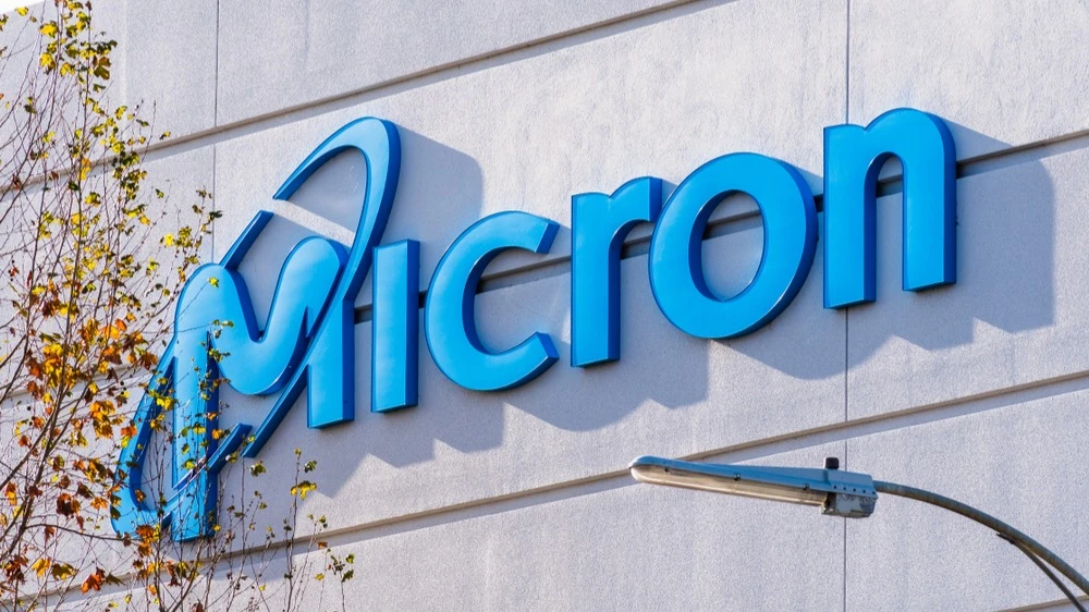 Рыночная стоимость Micron с начала 2025 года увеличилась на 93% / Фото: Sundry Photography / Shutterstock.com