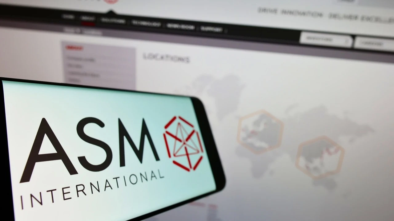 ASM lowered its sales forecast. Why do analysts expect the stock to rise?