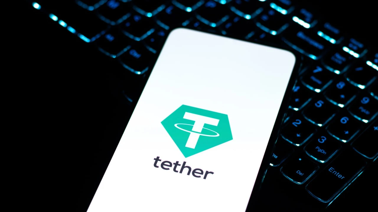 Эмитента стейблкоина USDT могут оценить примерно в $500 млрд / Фото: sdx15 / Shutterstock.com