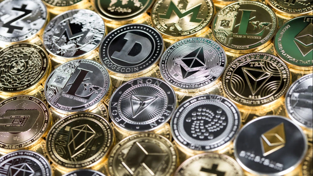 Интерес институциональных инвесторов к покупке криптовалюты снизился по сравнению с началом лета / Фото: Sebastian Duda / Shutterstock.com