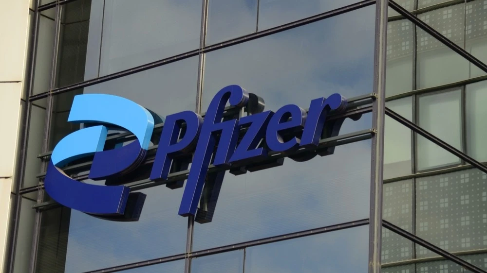 Pfizer struck a price deal with the White House. Shares soared 6%