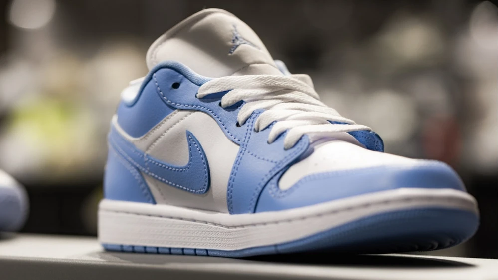 Выручка Nike в летнем квартале выросла на 1%, что значительно выше ожиданий Уолл-стрит / Фото: Ruslan Lytvyn / Shutterstock.com