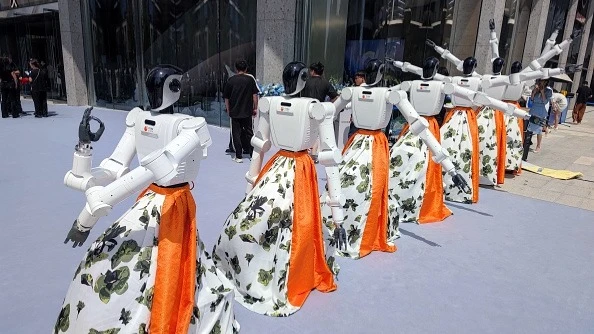 Через 25 лет на Земле, по прогнозам, будет 9,45 млрд населения и 1 млрд роботов — один «искусственный житель» на каждые десять человек / Фото: VCG/VCG via Getty Images