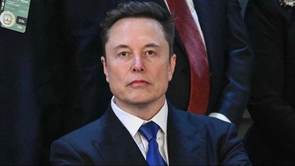 Tesla shareholders opposed Elon Musks record $1 trillion bonus to Elon Musk