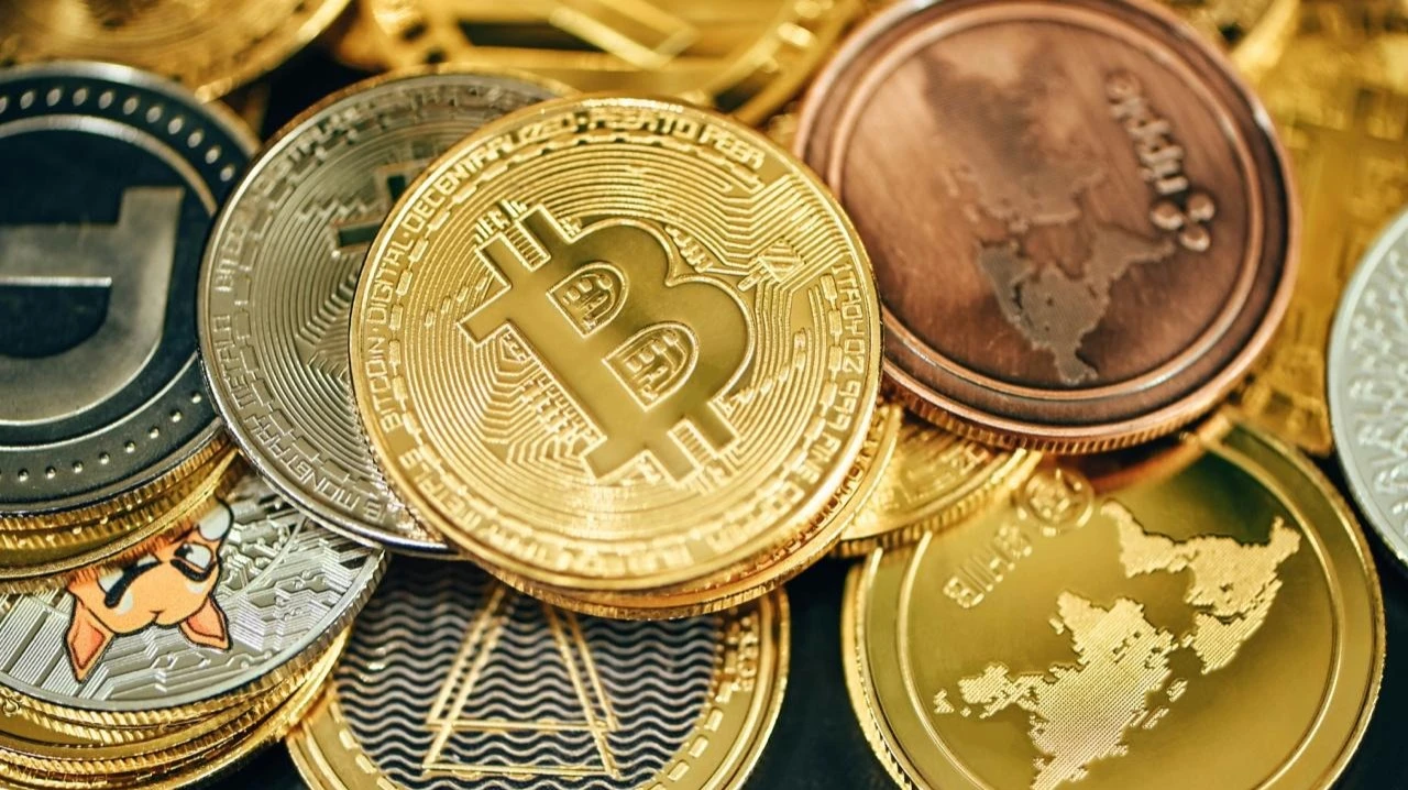 Биткоин впервые за полтора месяца поднялся выше $120 000. Фото: Unsplash/Traxer