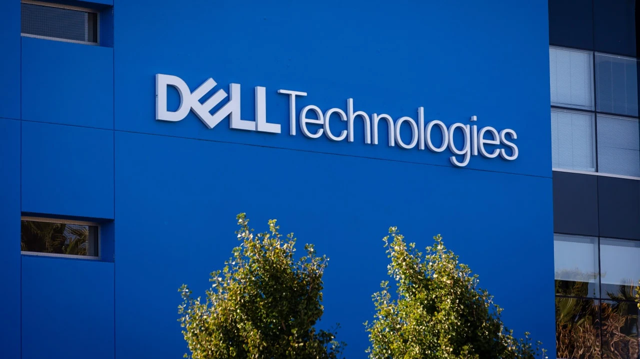 Dell sharply improved its revenue and profit forecasts. Shares jumped