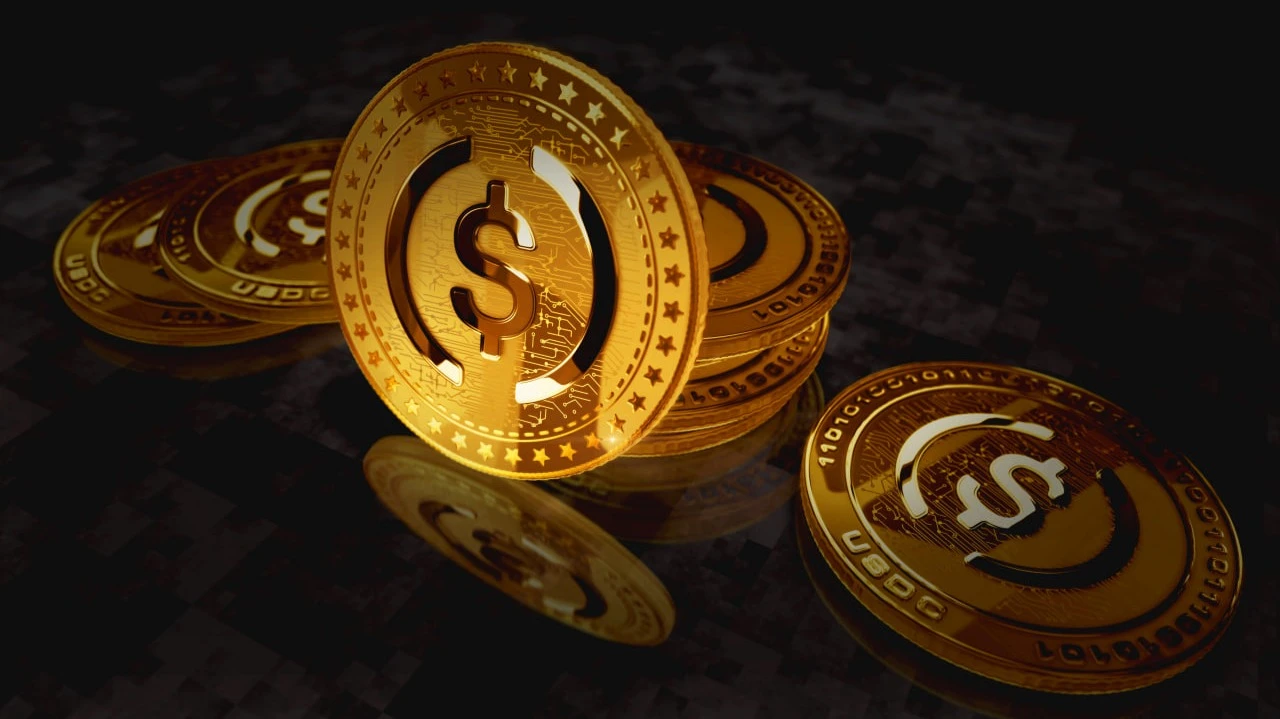 JPMorgan полагает, что рост рынка стейблкоинов может укрепить позиции американской валюты / Фото: Skorzewiak / Shutterstock.com