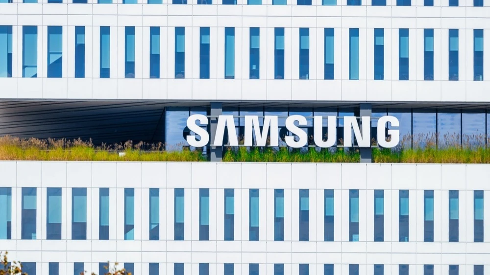 Morgan Stanley поднял целевую цену акций Samsung на 14% на фоне резкого роста цен на память в четвертом квартале / Фото: UVL/Shutterstock.com