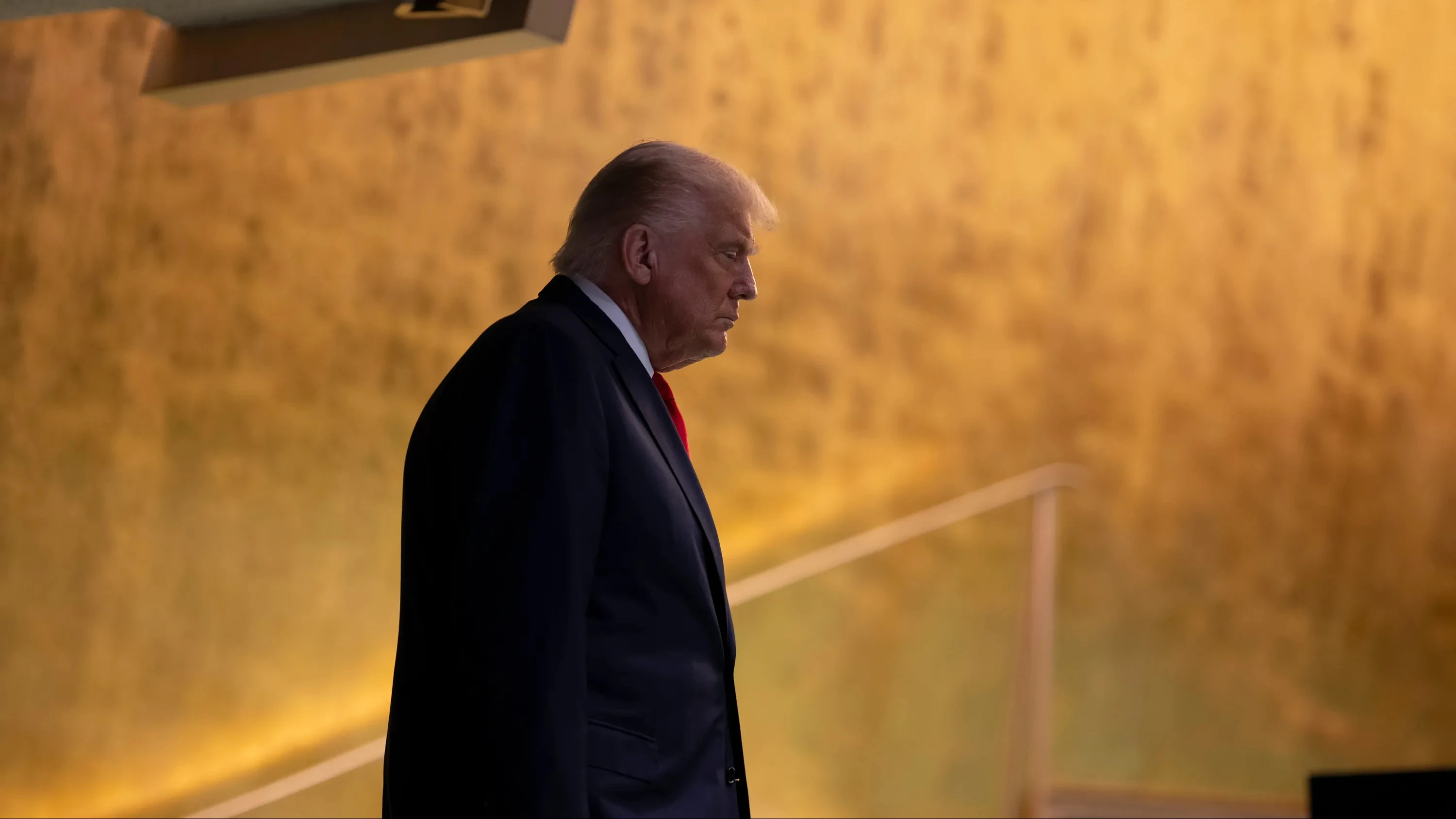 Новые торговые угрозы Трампа в адрес Китая помешали S&P 500 закончить день ростом / Фото: The White House