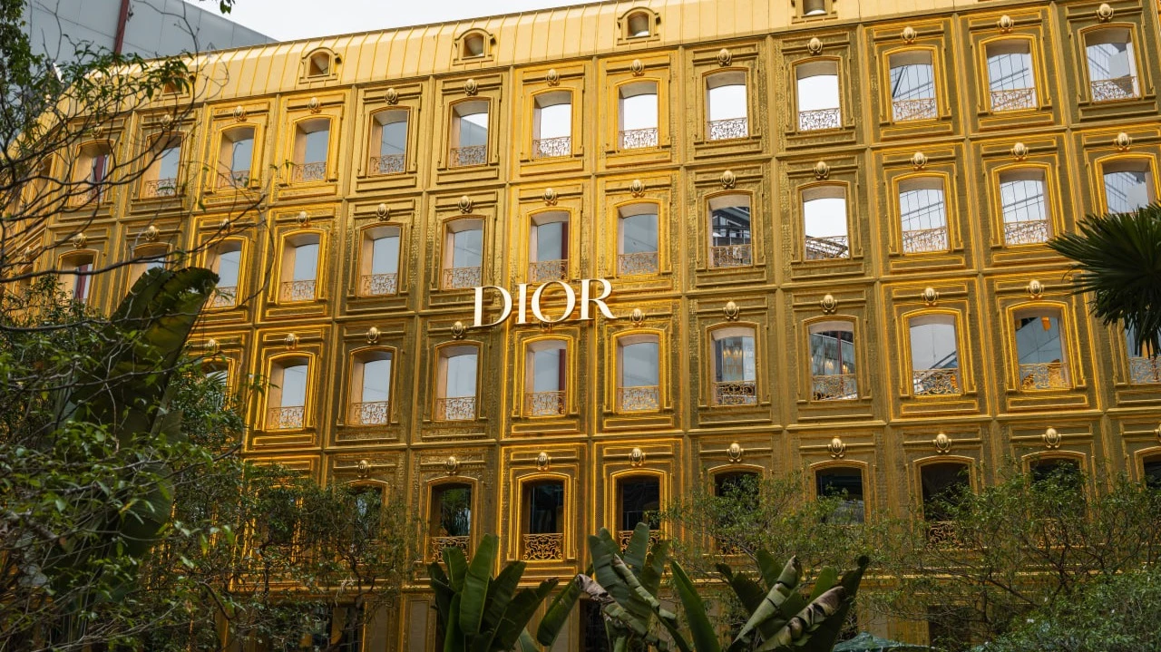 После отчета LVMH акции люксовых компаний пошли в рост / Фото: MrWinn / Shutterstock.com