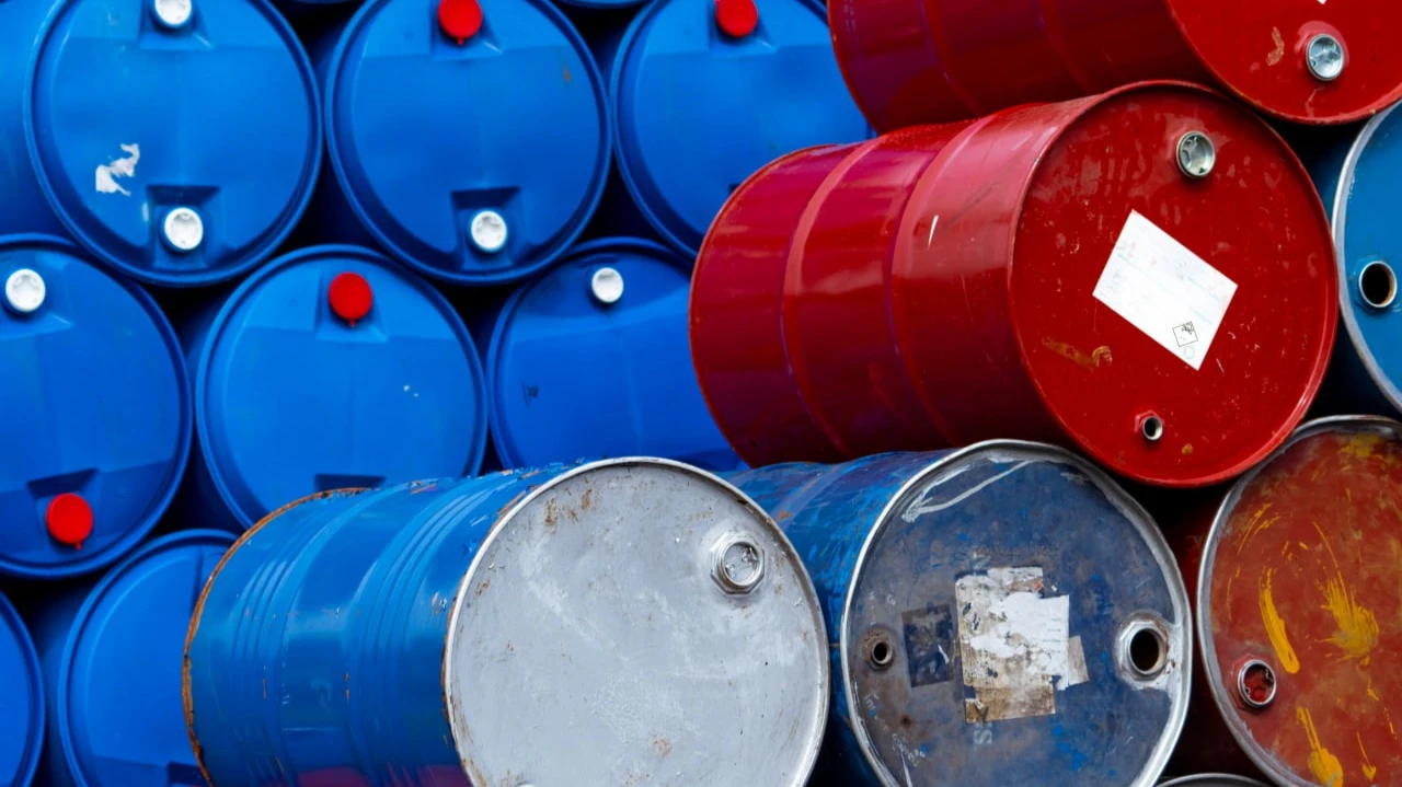 Цены на нефть выросли с пятимесячного минимума / Фото: Fahroni / Shutterstock.com