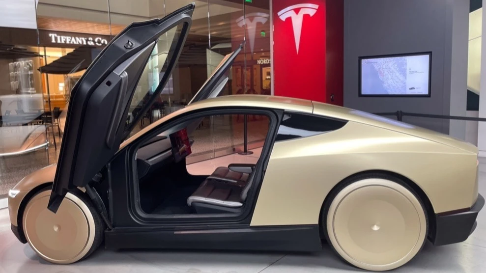 Бумаги Tesla упали на 3% на утренних торгах в США после того, как компания представила неоднозначные результаты за третий квартал. Фото: Josiah True / Shutterstock.com