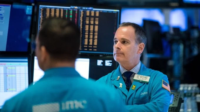 Аналитики Morningstar назвали пять нетехнологических акций, на которые делают ставку топ-менеджеры крупнейших инвестиционных фондов / Фото: X/NYSE