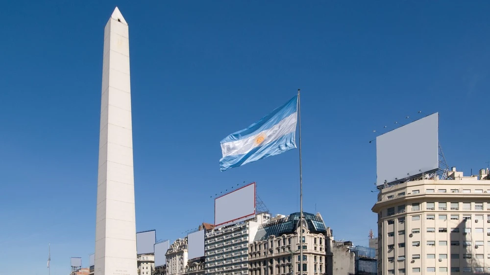 Победа партии президента Аргентины на промежуточных выборах укрепила уверенность инвесторов в дальнейших экономических реформах и либерализации рынка / Фото: buteo/Shutterstock.com