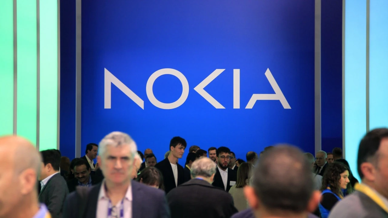 Nokia направит привлеченные от Nvidia деньги на финансирование своих ИИ-проектов и корпоративные цели / Фото: Andrew Sozinov / Shutterstock.com