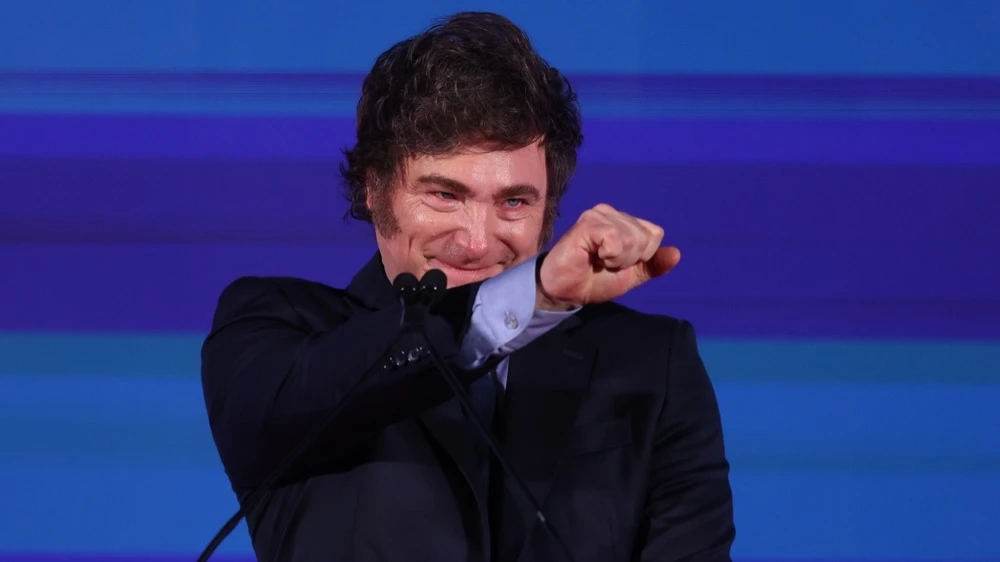 Паевые инвестиционные фонды и хедж-фонды уже выиграли от роста облигаций и готовы к еще большей прибыли, если Милей сможет провести экономические реформы / Фото: Marco Iacobucci Epp / Shutterstock.com