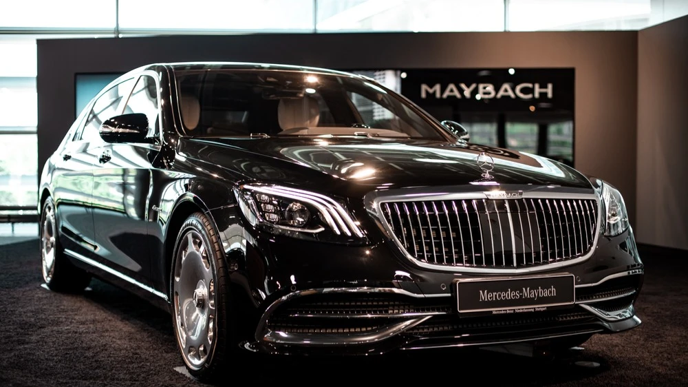 Mercedes-Benz в третьем квартале увеличил на 10% продажи Maybach, AMG и других топовых моделей / Фото: Eduard Goricev / Shutterstock.com
