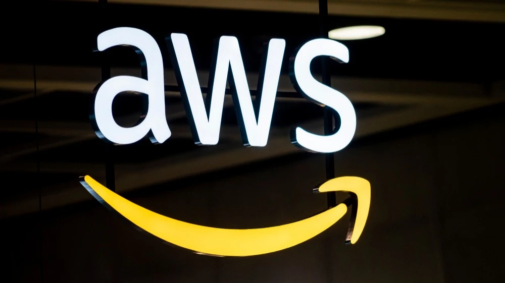 Партнерство OpenAI с Amazon Web Services отражает постепенное отдаление разработчика ChatGPT от Microsoft / Фото: Yu Chun Christopher Wong / Shutterstock.com