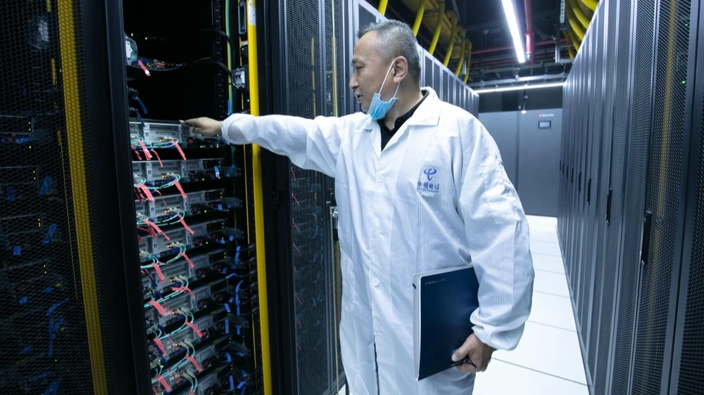 Китайские разработчики неохотно переходят на чипы местных производителей из-за отсутствия у них программной экосистемы, как у Nvidia / Фото: humphery / Shutterstock.com