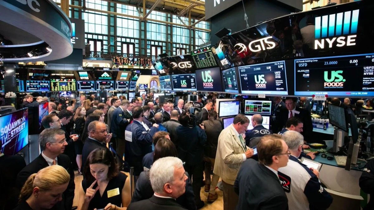 Инвесторы продолжают активно скупать облигации технологических компаний, несмотря на разговоры о пузыре ИИ / Фото: X / NYSE