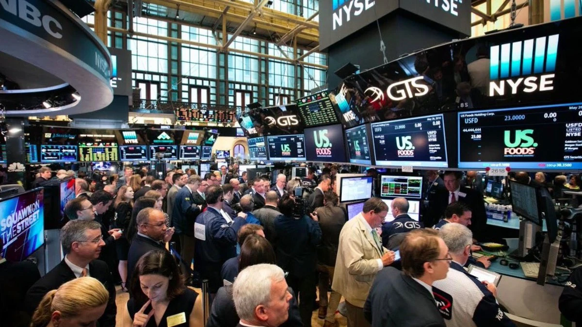 Morning in New York: market cautious after record shutdown ends