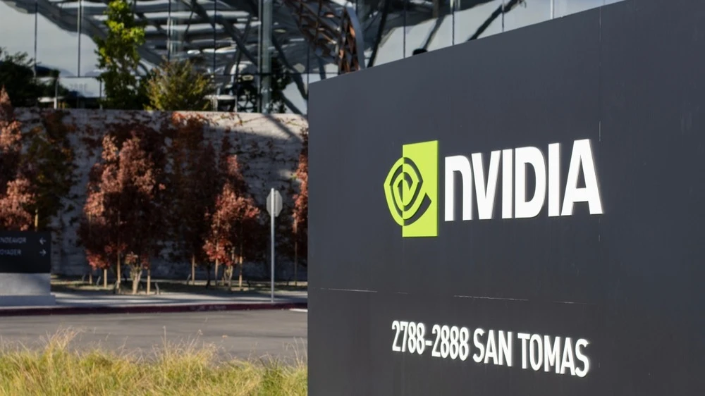 Уолл-стрит ждет от квартального отчета Nvidia 19 ноября роста выручки и прибыли более чем в 1,5 раза / Фото: Andrew Sozinov / Shutterstock.com