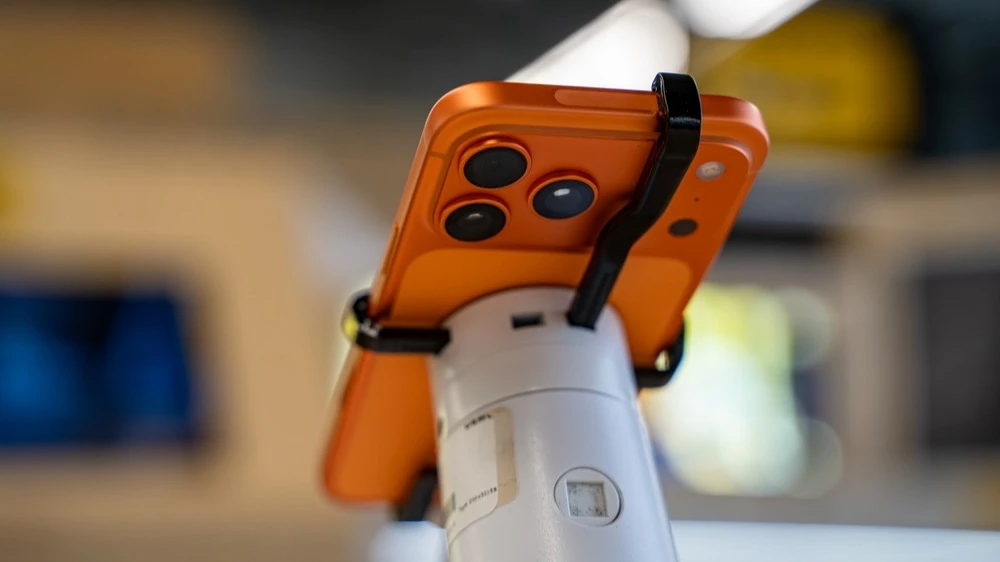 Apple обновит рекорд по поставкам iPhone, прогнозирует IDC / Фото: Erman Gunes / Shutterstock.com