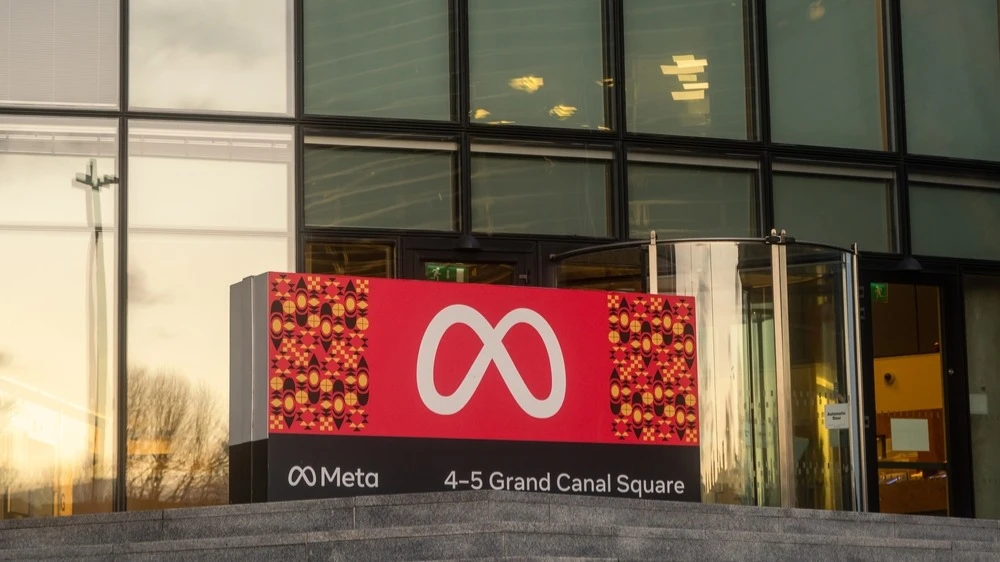 Сокращения расходов в Meta вдохновили Уолл-стрит / Фото: mark gusev / Shutterstock.com