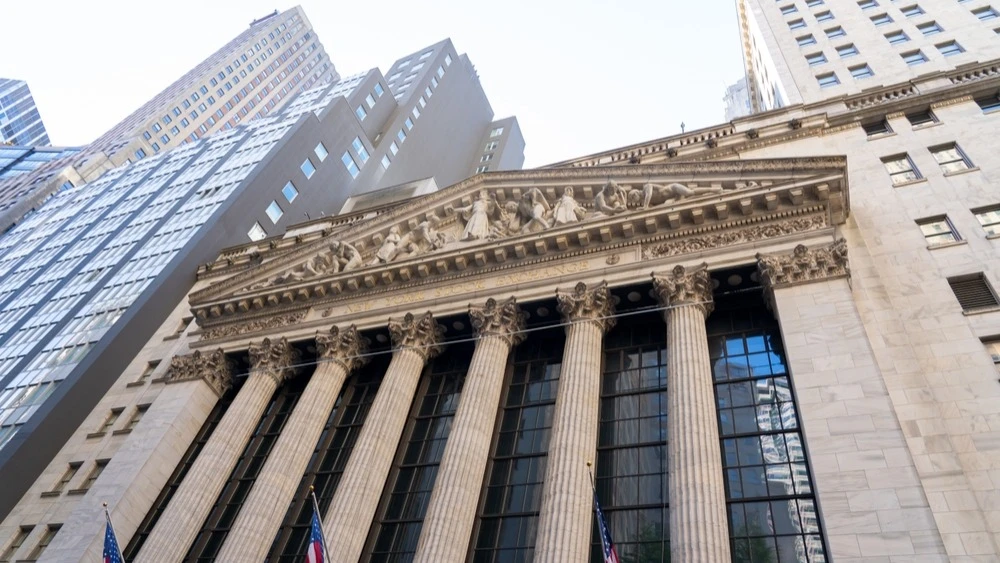 Раздача техкомпаниями собственных акций сотрудникам наносит прямой ущерб акционерам, считает инвестор Майкл Бьюрри / Фото: Shutterstock.com