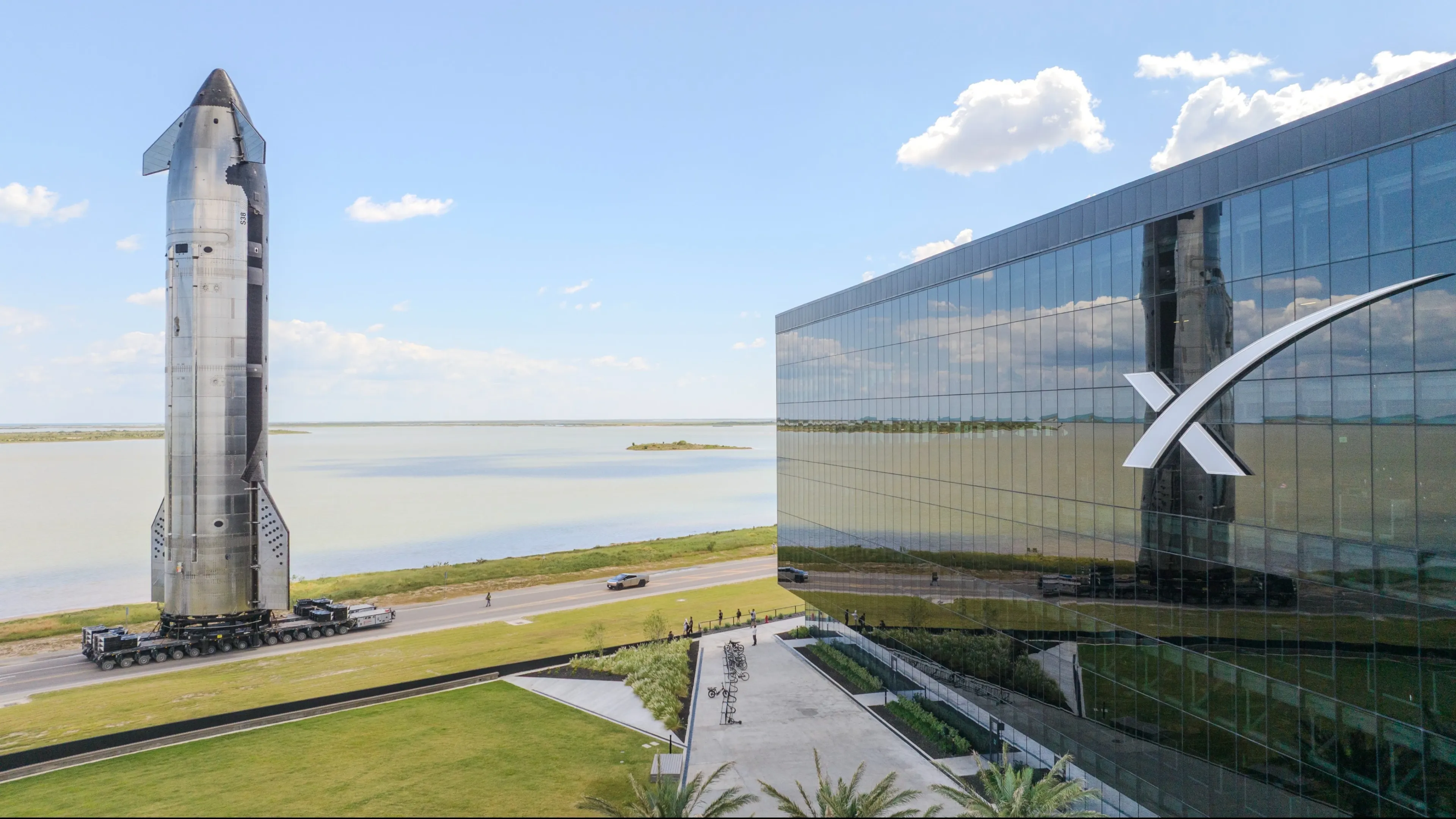 How much could SpaceX be worth? Cathie Woods Analyst Prediction