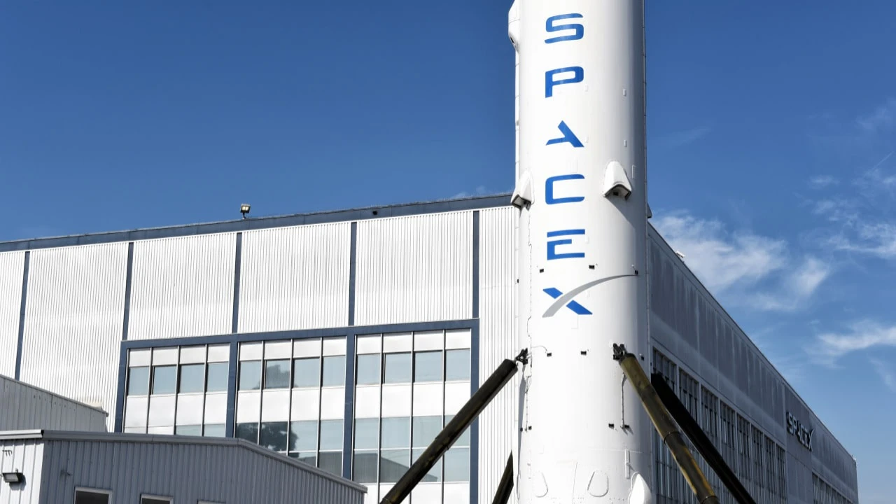 SpaceX is preparing for the biggest listing in IPO history in 2026 - Bloomberg