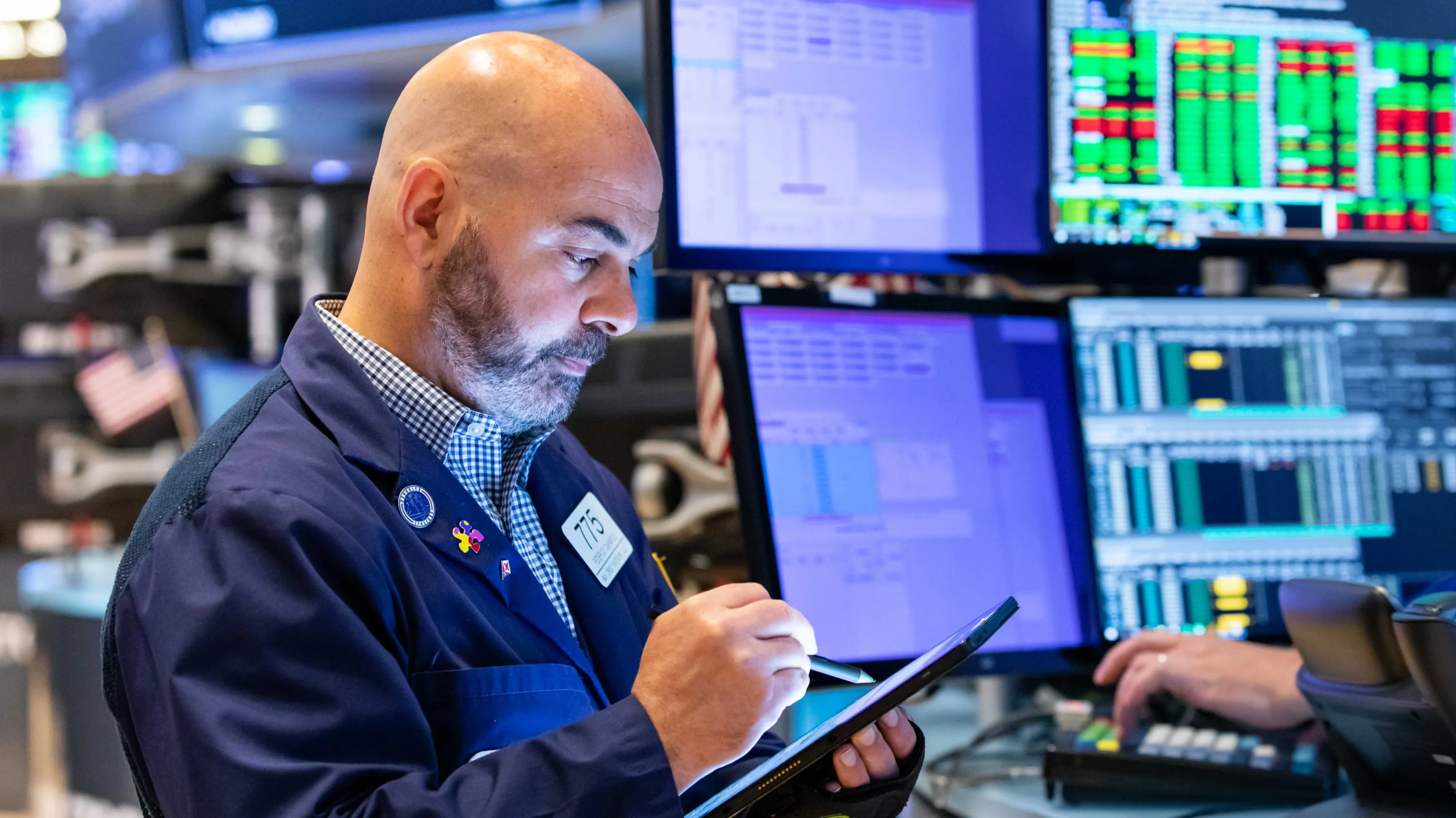 По уровню монетизации и рыночным оценкам ИИ-бум и пузырь доткомов сильно отличаются друг от друга, считает Freedom  / Фото: X / NYSE