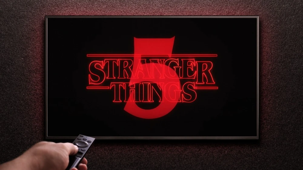 Ночные премьеры на стриминговых сервисах стимулируют продажи акций невыспавшимися трейдерами / Фото: Shutterstock.com