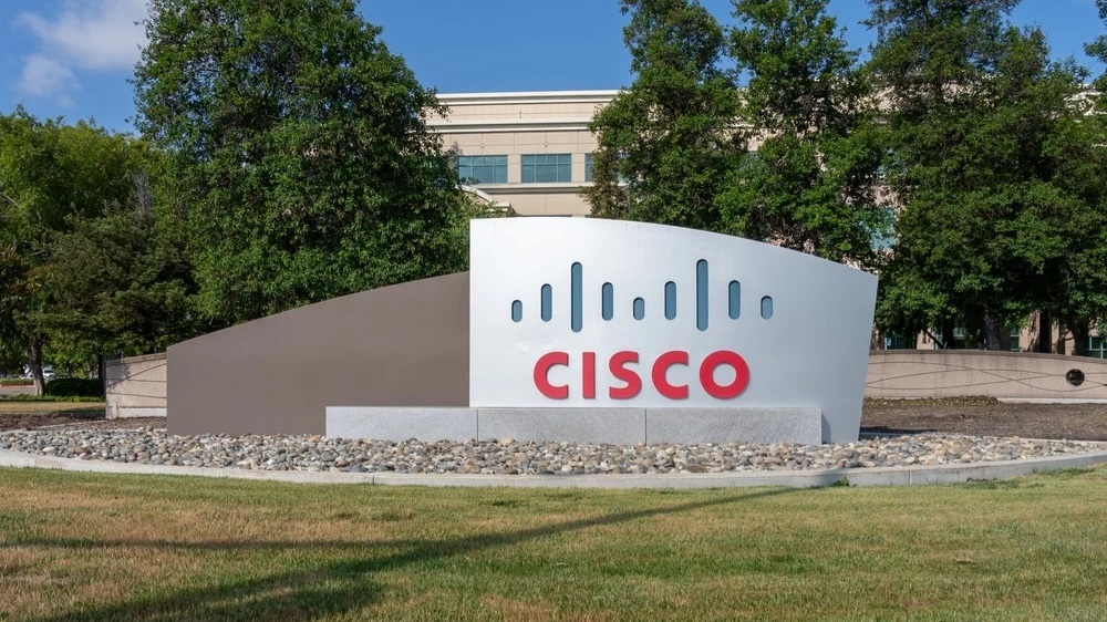 Cisco shares have hit their highest since the dot-com era. What attracted investors?