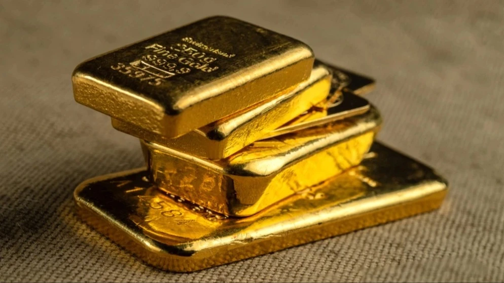 Gold set 50th record for the year amid demand for defensive assets