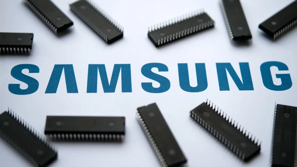 Samsung может увеличить прибыль на 160% из-за роста цен на чипы памяти / Фото: Ascannio / Shutterstock.com