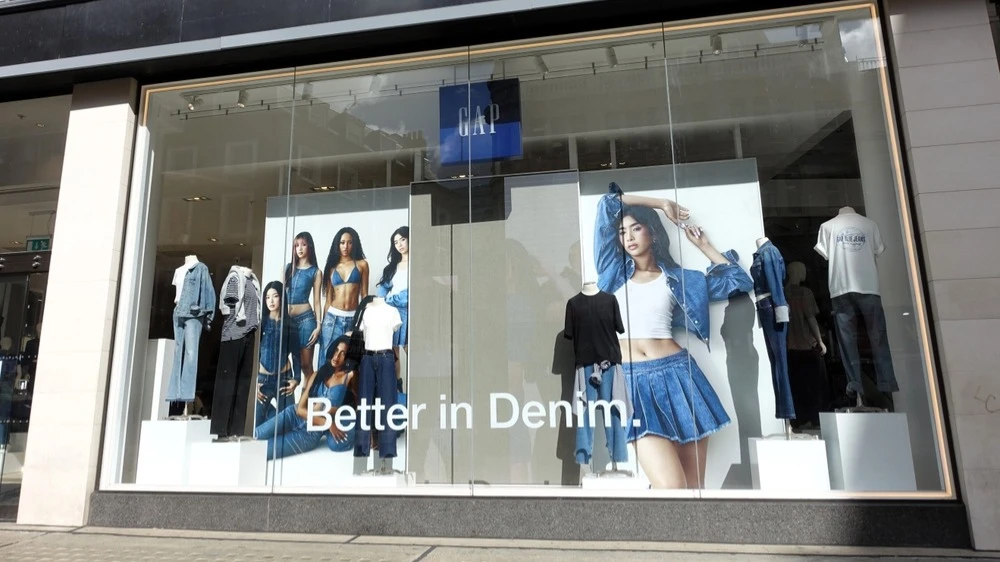 Рынок недооценивает потенциал сегментов Gap по производству косметики и сумок, считает UBS / Фото: Shutterstock .com