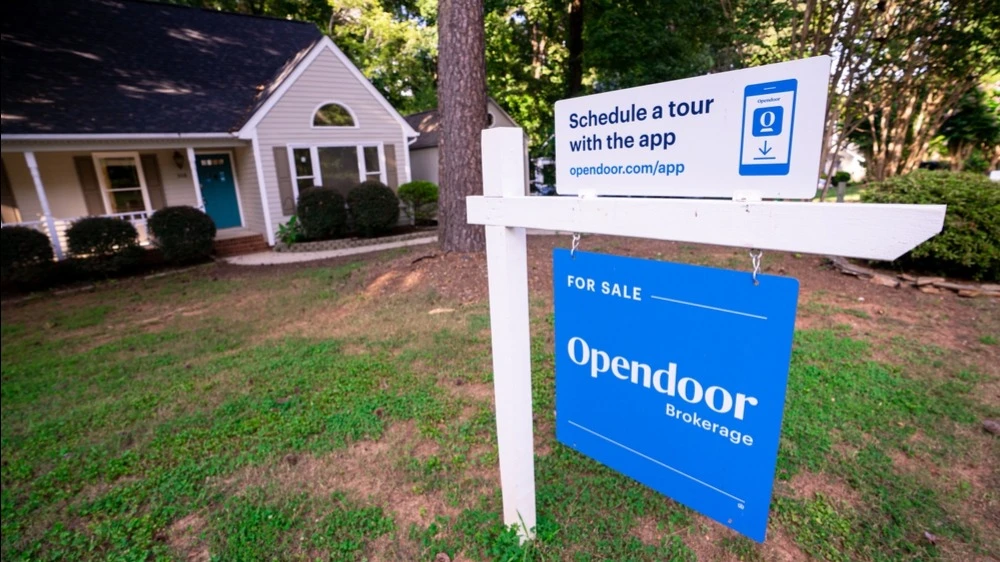 В 2025-м Opendoor и Rocket на «мемном ралли» выросли на 258% и 71% соответственно / Фото: PJ McDonnell / Shutterstock