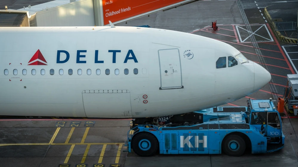 Delta sees a growth point in 2026 in premium service / Photo: Shutterstock.com/Milos Ruzicka