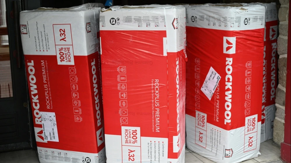 Stone wool producer lost assets in Russia / Photo: RVillalon / Shutterstock.com