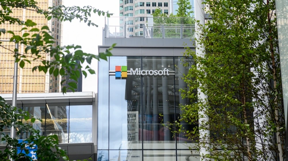 Big Tech переживает бум найма специалистов в сфере энергетики, сообщает CNBC / Фото: ACHPF / Shutterstock