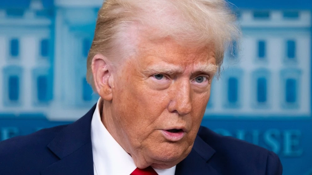 Инвесторы следят за эскалацией протестной активности в Иране и закладывают в котировки риски возможного вмешательства в ситуацию США / Фото: Joshua Sukoff / Shutterstock